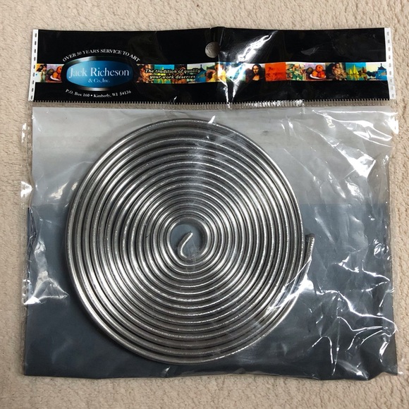 NEW Jack Richeson 1/8” Armature Wire 20ft Item 400340 And A Used Roll 16ft - Picture 2 of 5